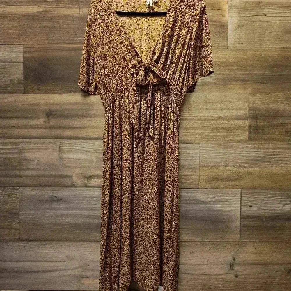 Love  Finn Midi Dress